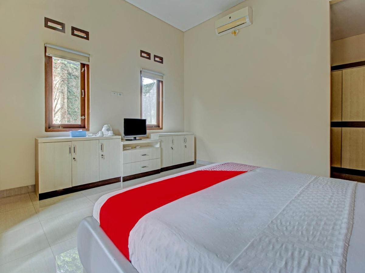 OYO 89997 Hotel Bumi Kedaton Waterpark Bandar Lampung Bagian luar foto